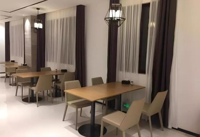 Hotelli City Comfort Inn Hezhou Huangyao Ancient Town