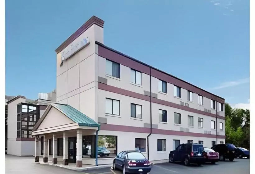 Hotelli Comfort Inn Downtown