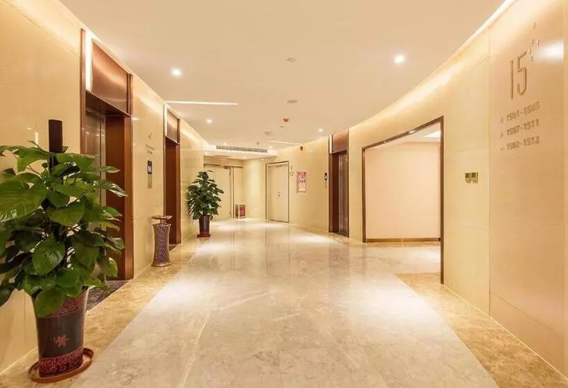 Lavande Hotel·jining Party School Building