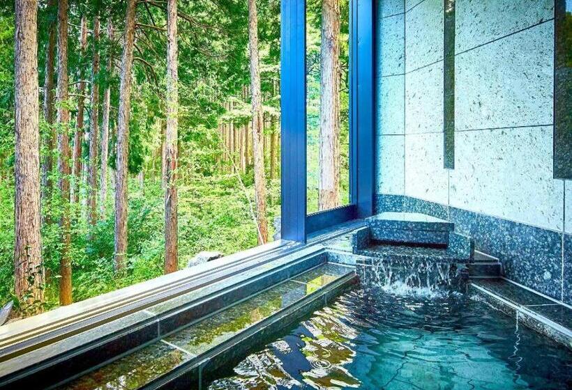 Luxury Hotel Kazenokaori Mori Premier