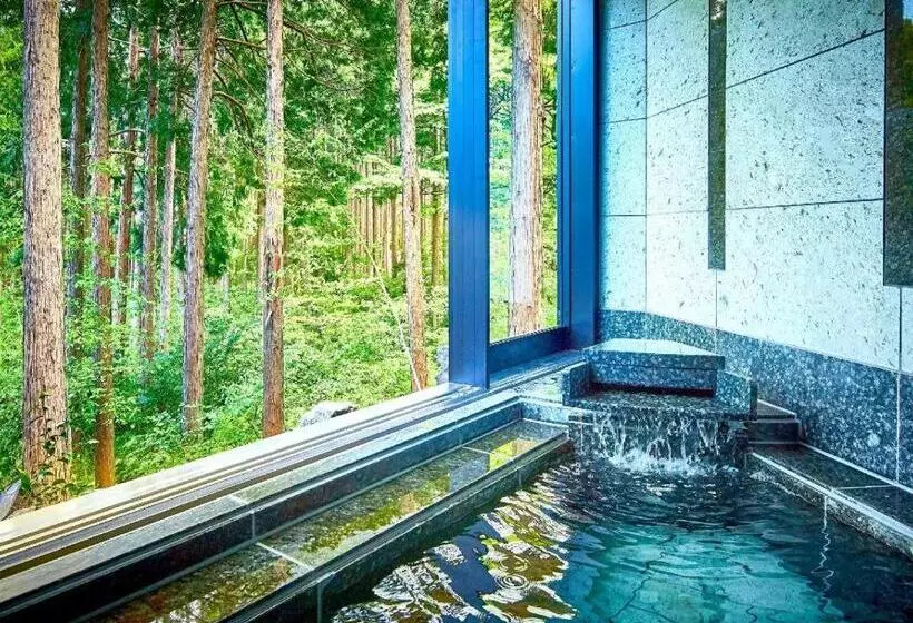 Luxury Hotel Kazenokaori Mori Premier