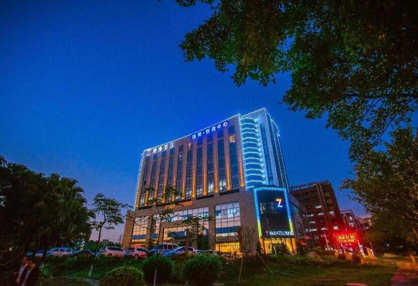 Zmax Hotel Guangzhou Luogang Science City Shenzhou Road Metro Station