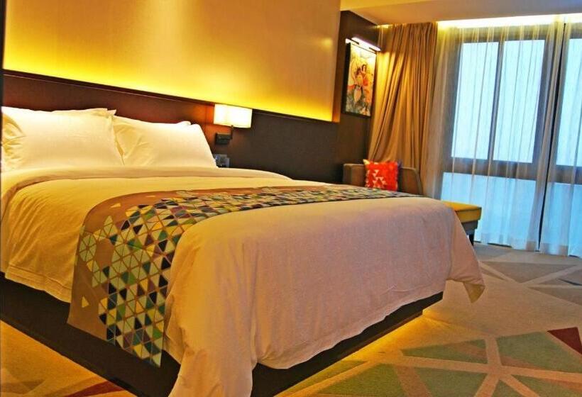 Zmax Hotel Guangzhou Luogang Science City Shenzhou Road Metro Station