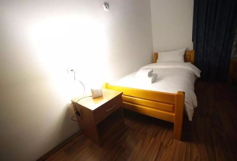 Apartmani Prenociste Dajevic Hotel Tara Pljevlja