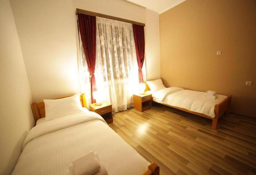 Apartmani Prenociste Dajevic Hotel Tara Pljevlja