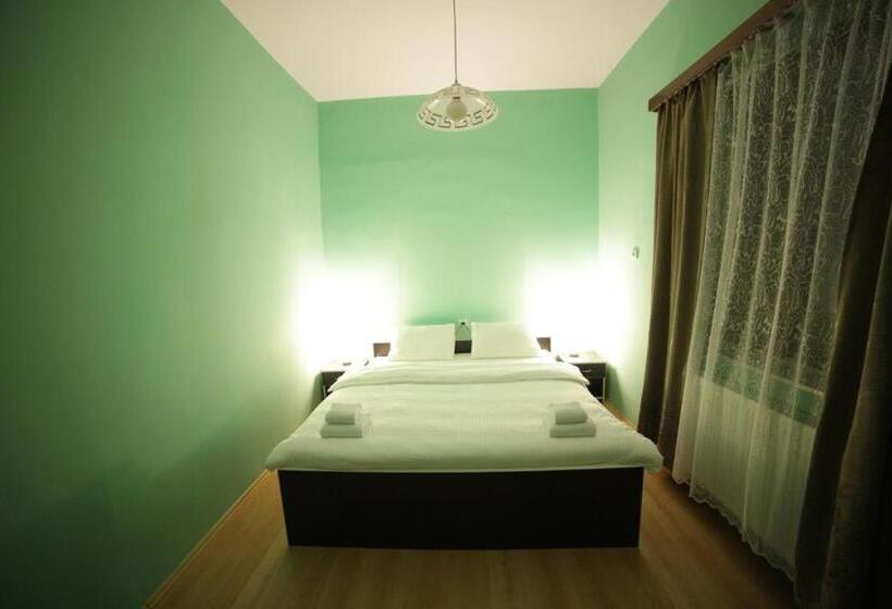 Apartmani Prenociste Dajevic Hotel Tara Pljevlja