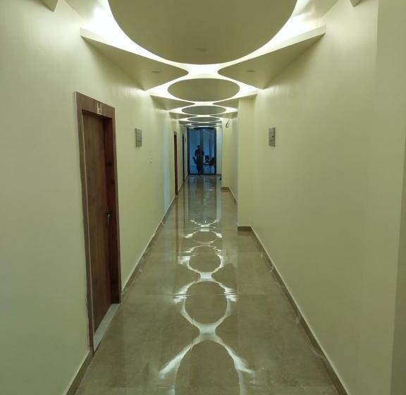 酒店 Aastha & Banquets