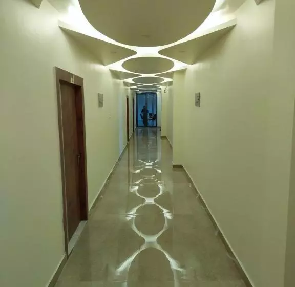 Hotelli Aastha & Banquets