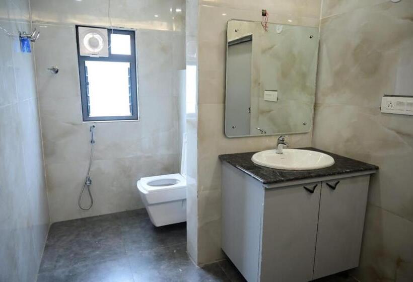 酒店 Aastha & Banquets