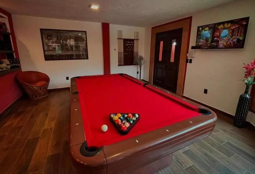 ホテル La Casa Roja