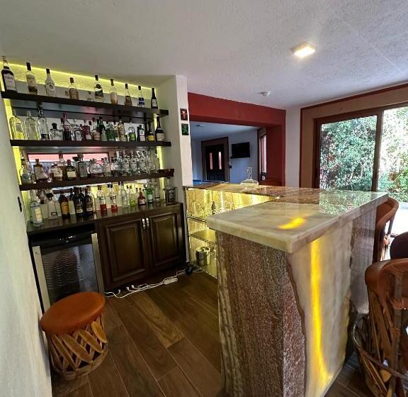 בית מלון כפרי La Casa Roja