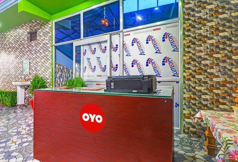 Отель Oyo Hari Leela Home Stay
