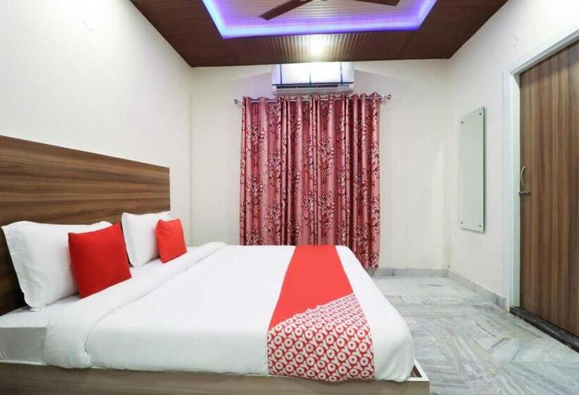 Hotel O Anand