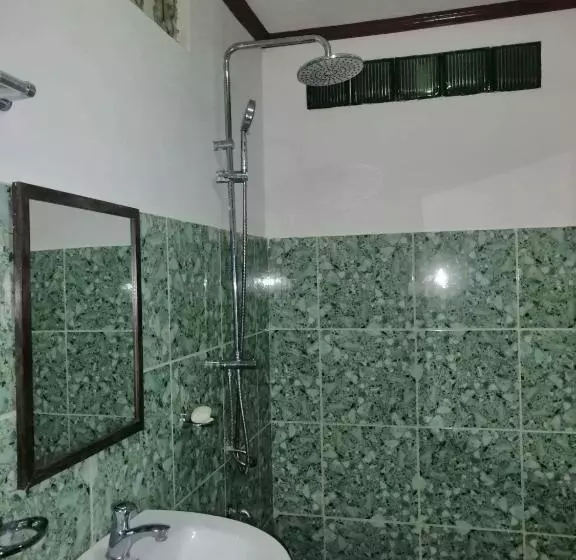 Pension Dhadas Place
