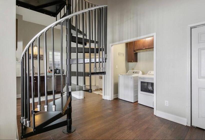 Majatalo Haymount Hideaway