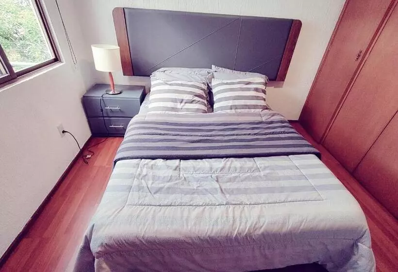 ベッドアンドブレックファースト Casa Noriux En Gdl