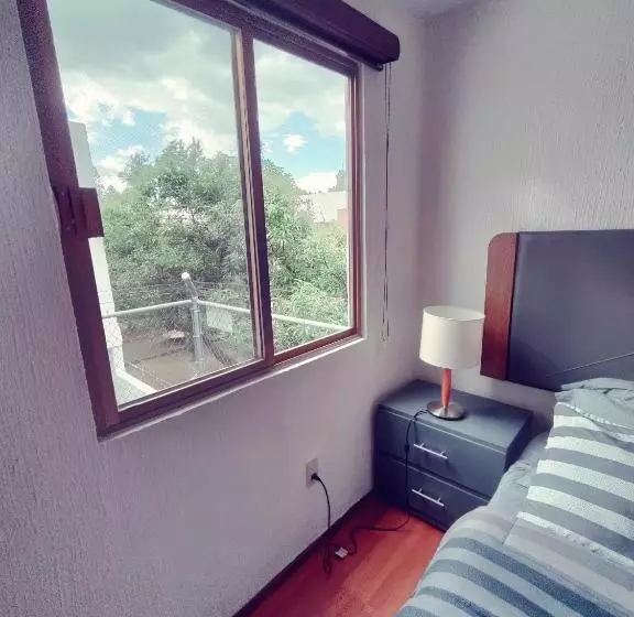 ベッドアンドブレックファースト Casa Noriux En Gdl