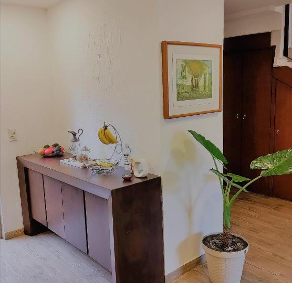 Bed and Breakfast Casa Noriux En Gdl