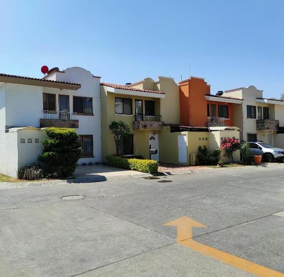 Bed and Breakfast Casa Noriux En Gdl