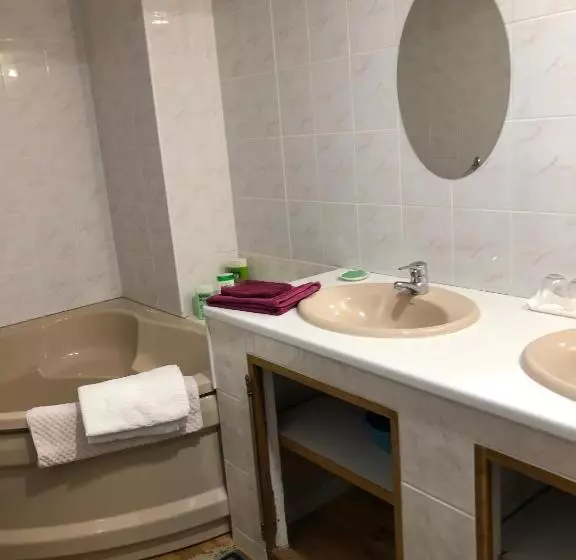 Aamiaismajoitus (B&B) Chambre D Hotes Gàyri 2