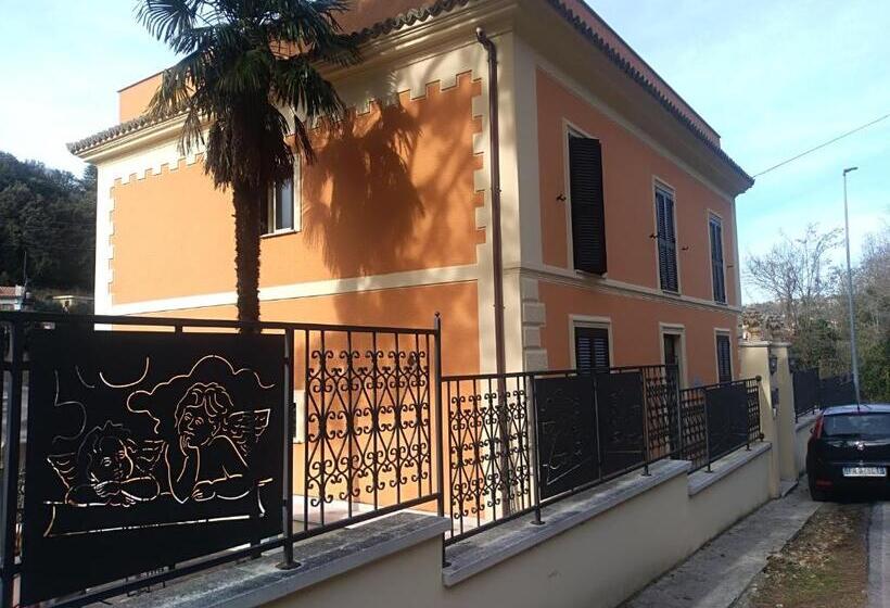 Bed and Breakfast Villino Chelidonia Subiaco