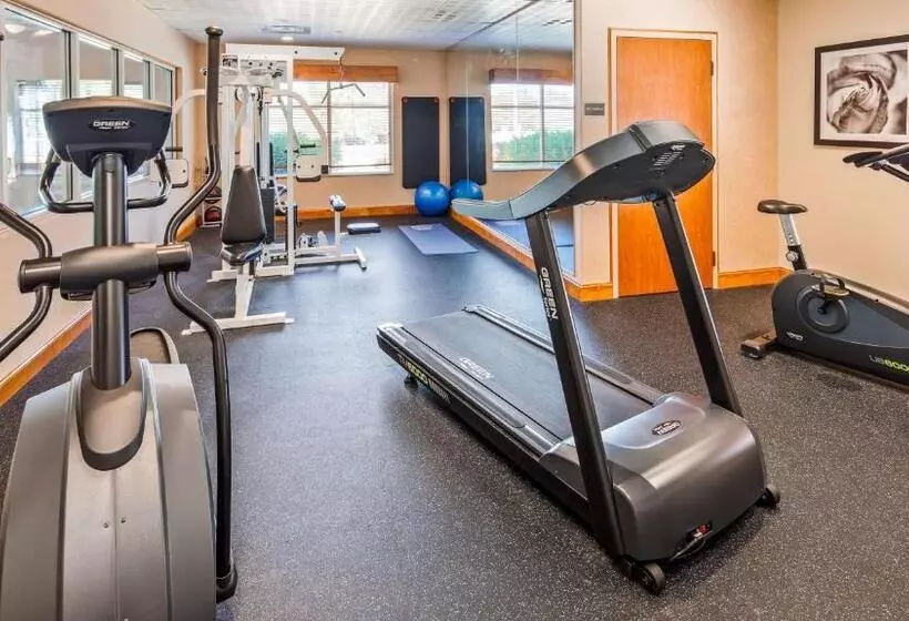 ホテル Best Western Plus Rose City Conference Center Inn
