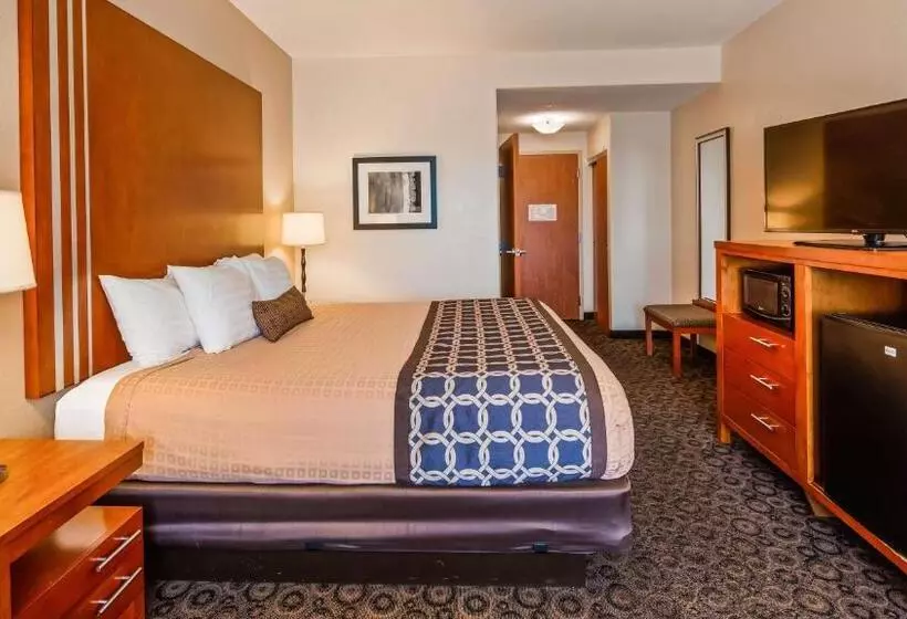 ホテル Best Western Plus Rose City Conference Center Inn