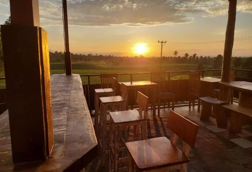 Hotelli Gubug Art 1 Villa Bali