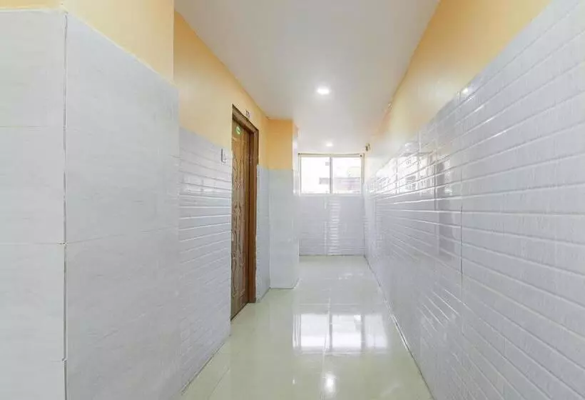 Oyo Hotel Prudhvi Devi