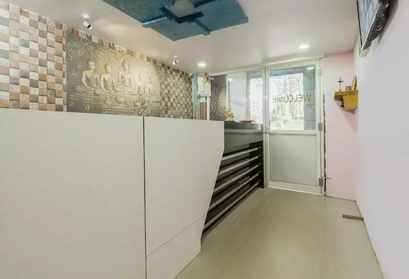 Oyo Hotel Prudhvi Devi