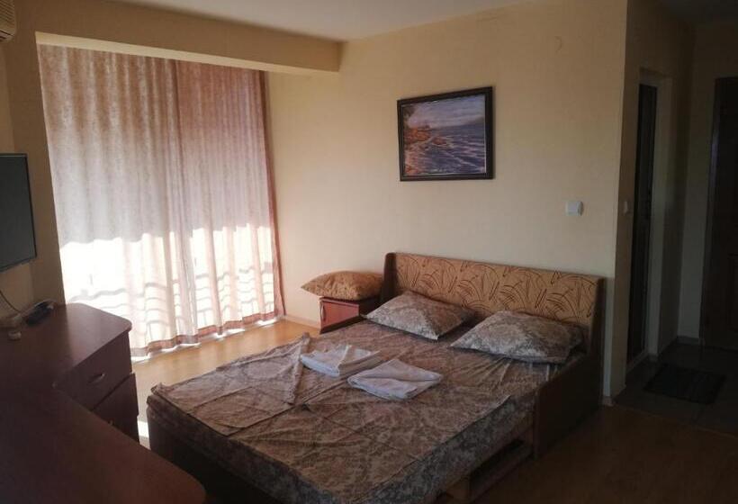 Panzió стаи лилия 18