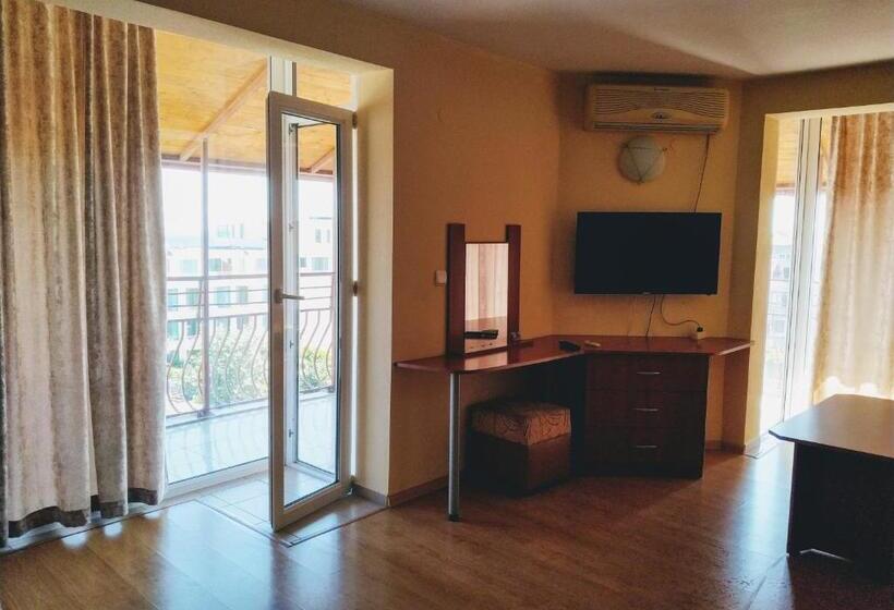 Panzió стаи лилия 18