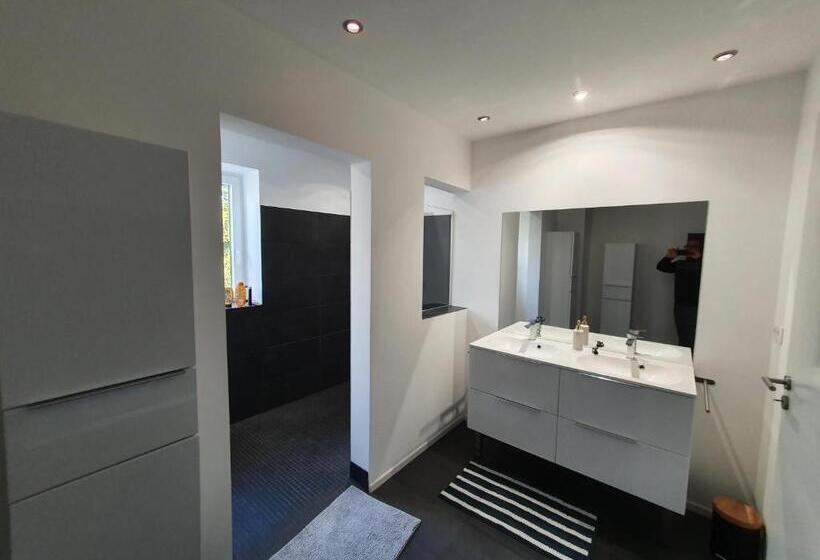 Пансион La Kaza Europa