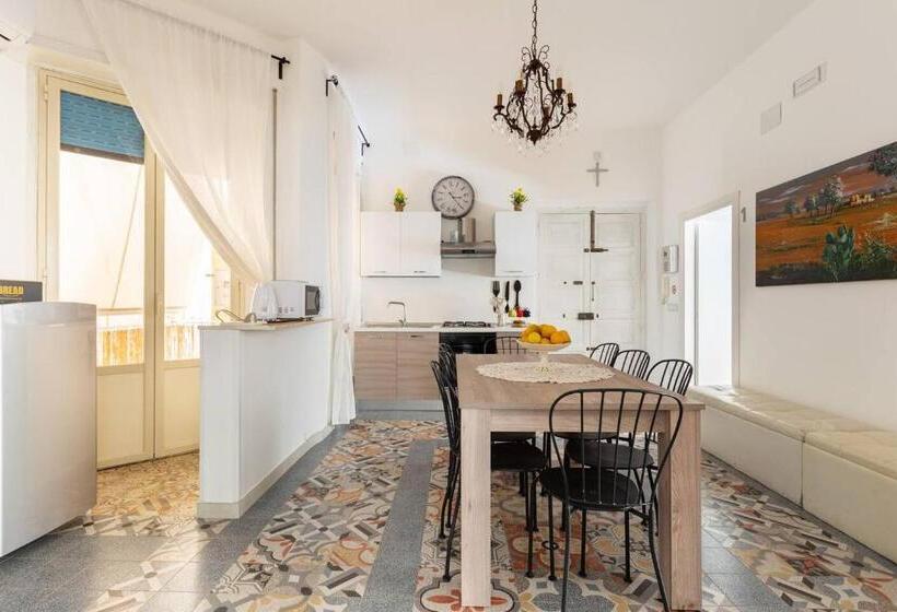 پانسیون Teama Corso Gelone