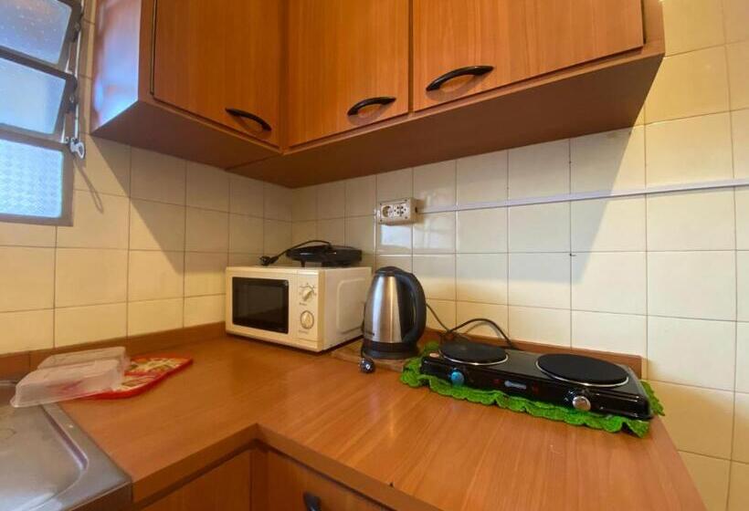 تختخواب و صبحانه Villa Morra House Iii