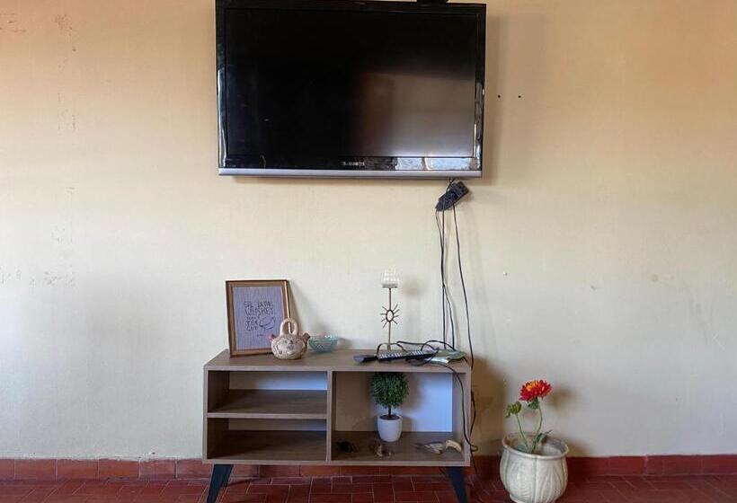 تختخواب و صبحانه Villa Morra House Iii