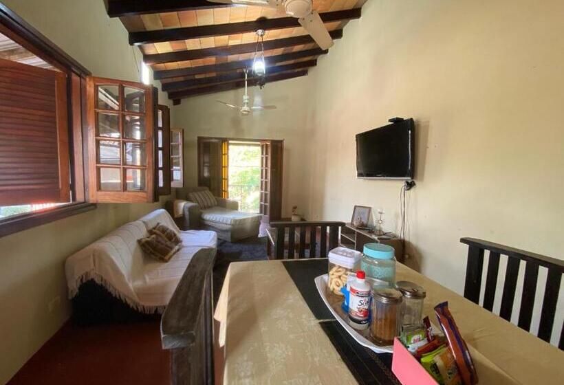 تختخواب و صبحانه Villa Morra House Iii