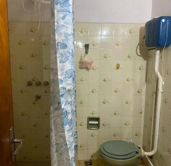 تختخواب و صبحانه Villa Morra House Iii