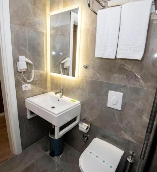 Hotel Henry Resort & Spa