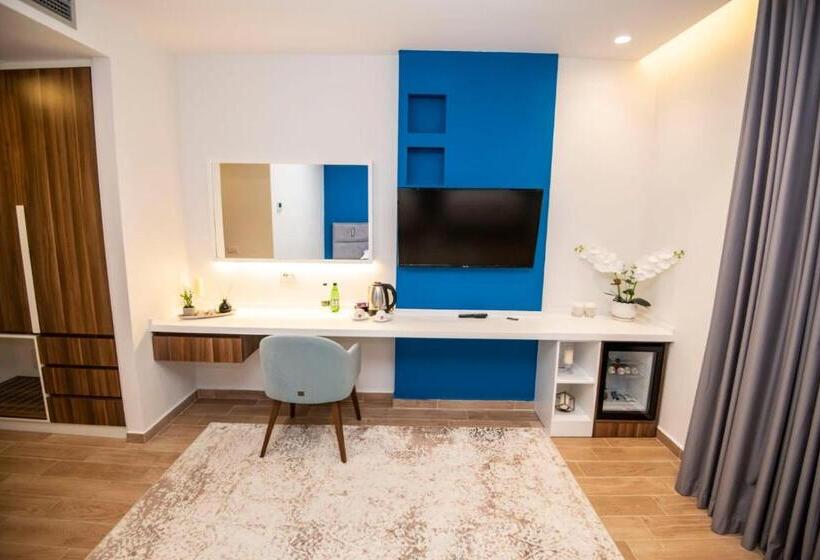 Hotel Henry Resort & Spa