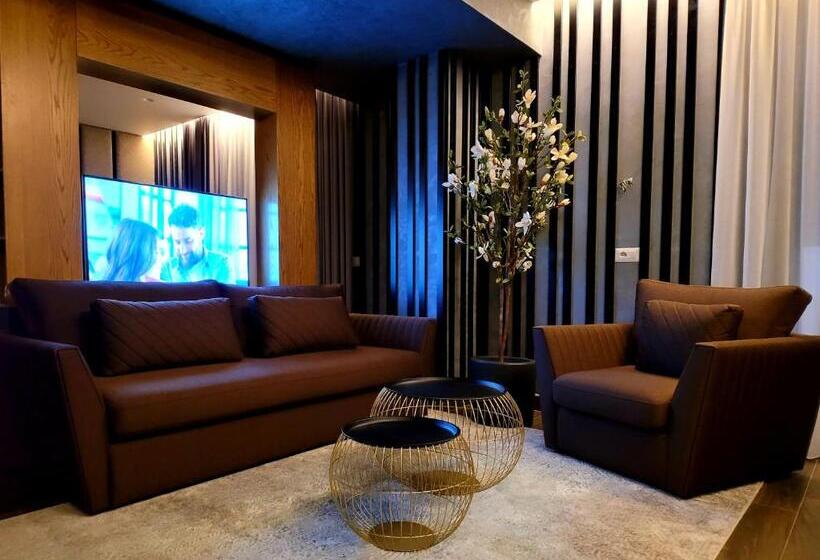 Hotel Henry Resort & Spa