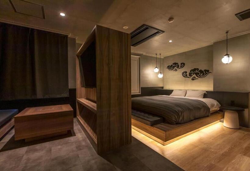 בית מלון כפרי Odo Adult Only