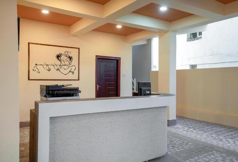 فندق Oyo Rushikonda Grand