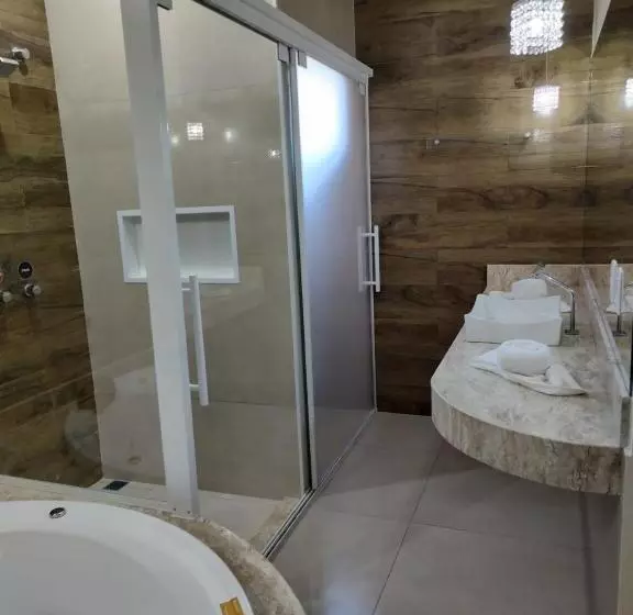 ホテル Vale Do Ivinhema