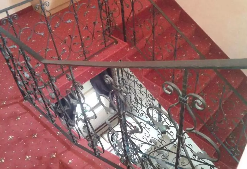 Retkeilymaja Gasthof Tauser