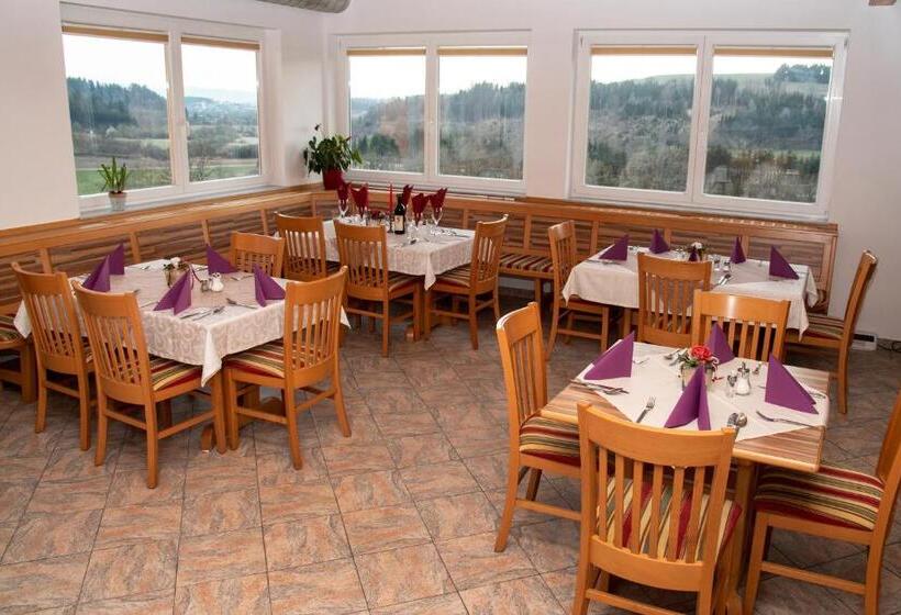 הוסטל Gasthof Tauser