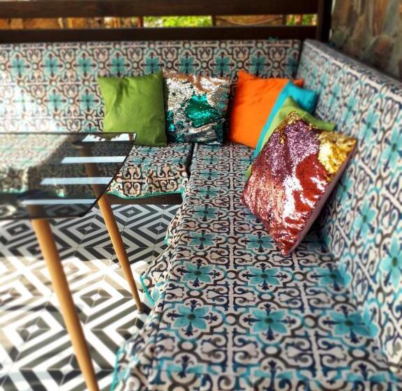 ペンション Guest House Barkhat