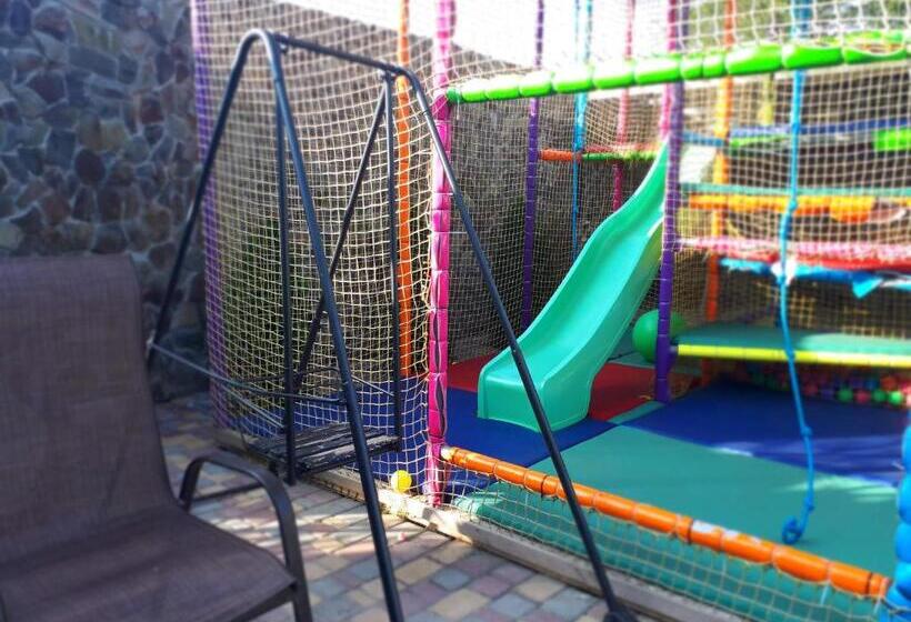 ペンション Guest House Barkhat