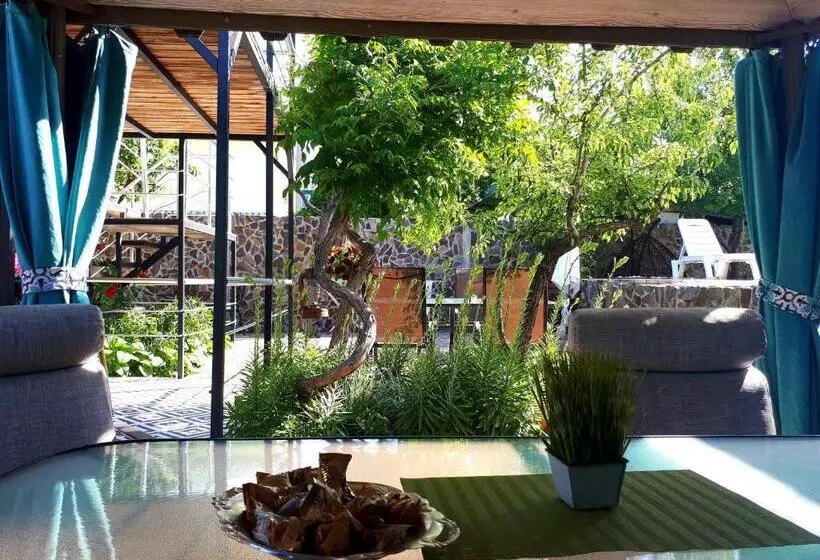 ペンション Guest House Barkhat