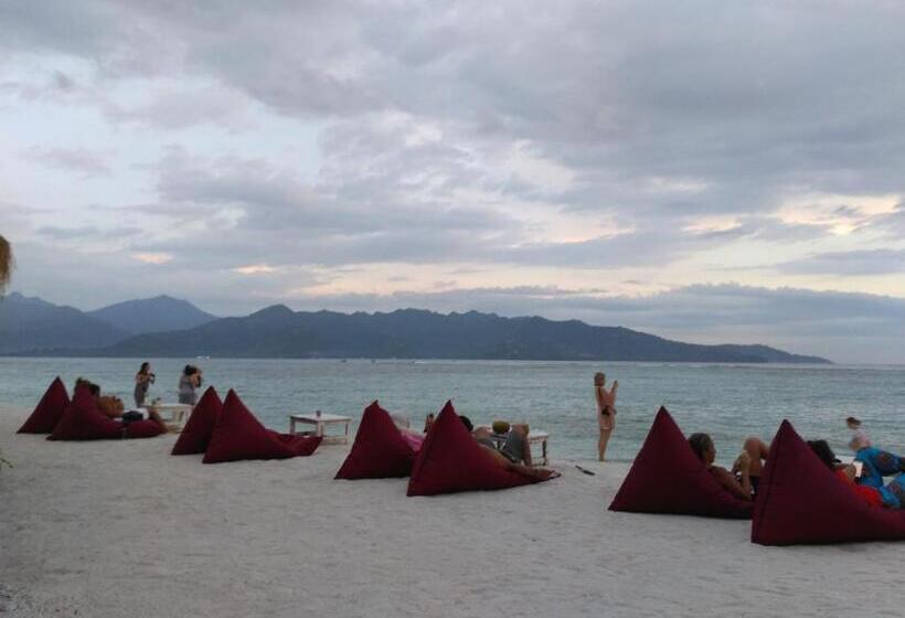 Пансион Living Asia Sunset Resort